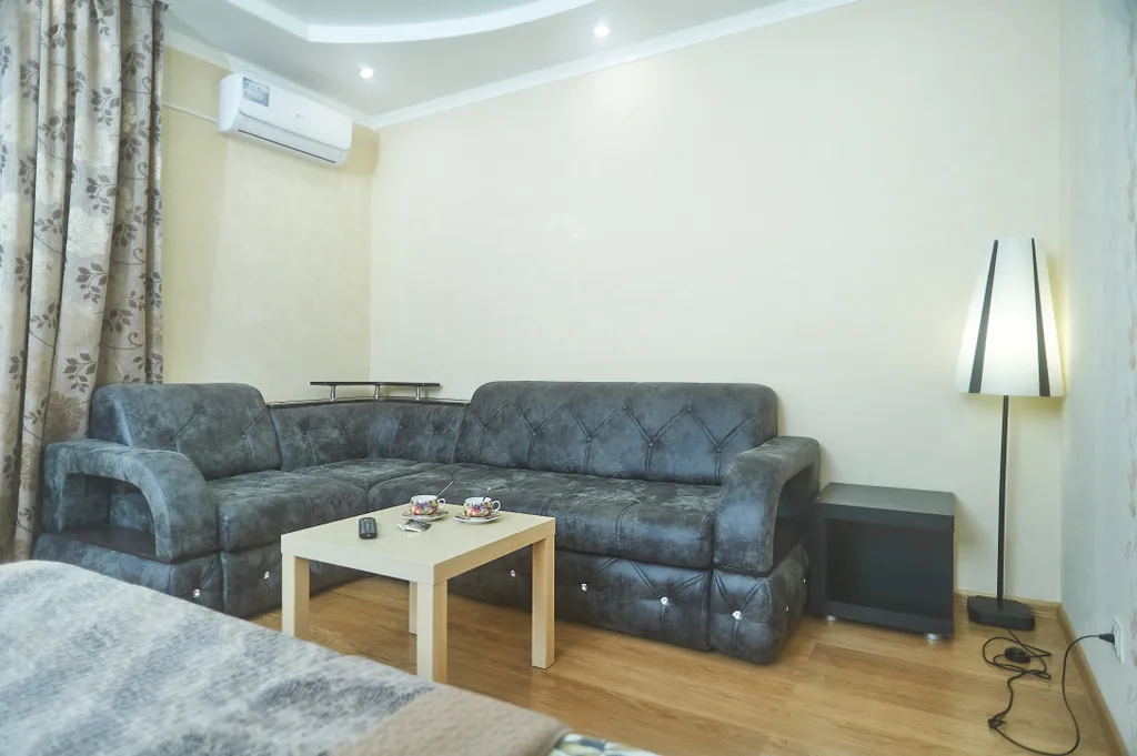 Двухкомнатная квартира с изолированными комнатами в центре города