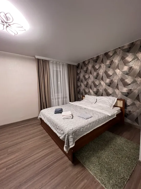 Уютная, светлая, теплая 1-комнатная квартира в районе жд вокзала — аренда посуточно в Уссурийск