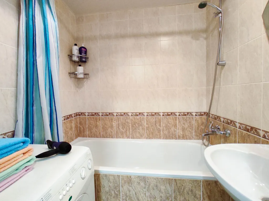 Трехкомнатные апартаменты с панорамным видом на реку Сеть ЙоХоум