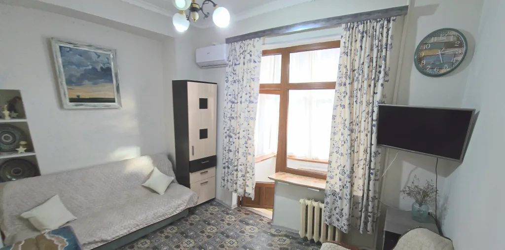 Квартира в центре города у моря — аренда посуточно в Ялта