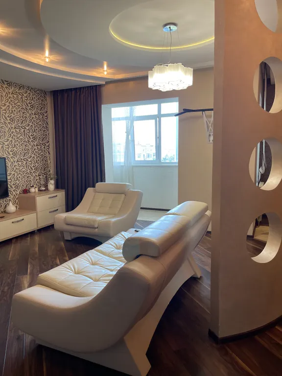 Элитная квартира с джакузи и прекрасным видом на город в самом центре