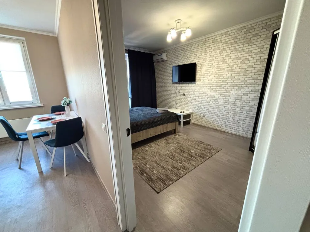 Квартира у озера