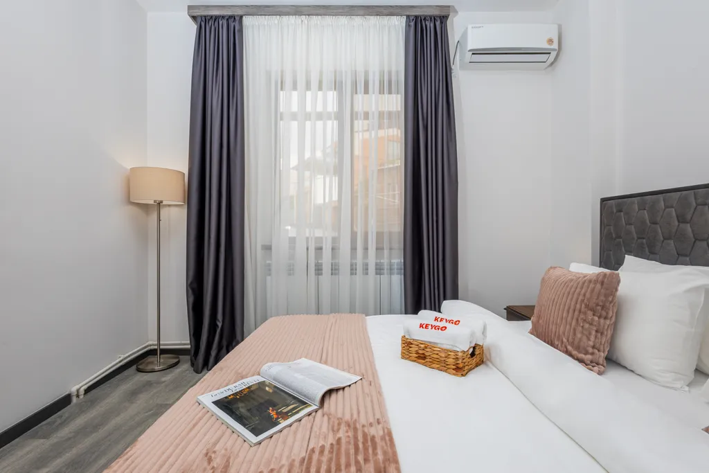 Студия с продуманной планировкой в центре