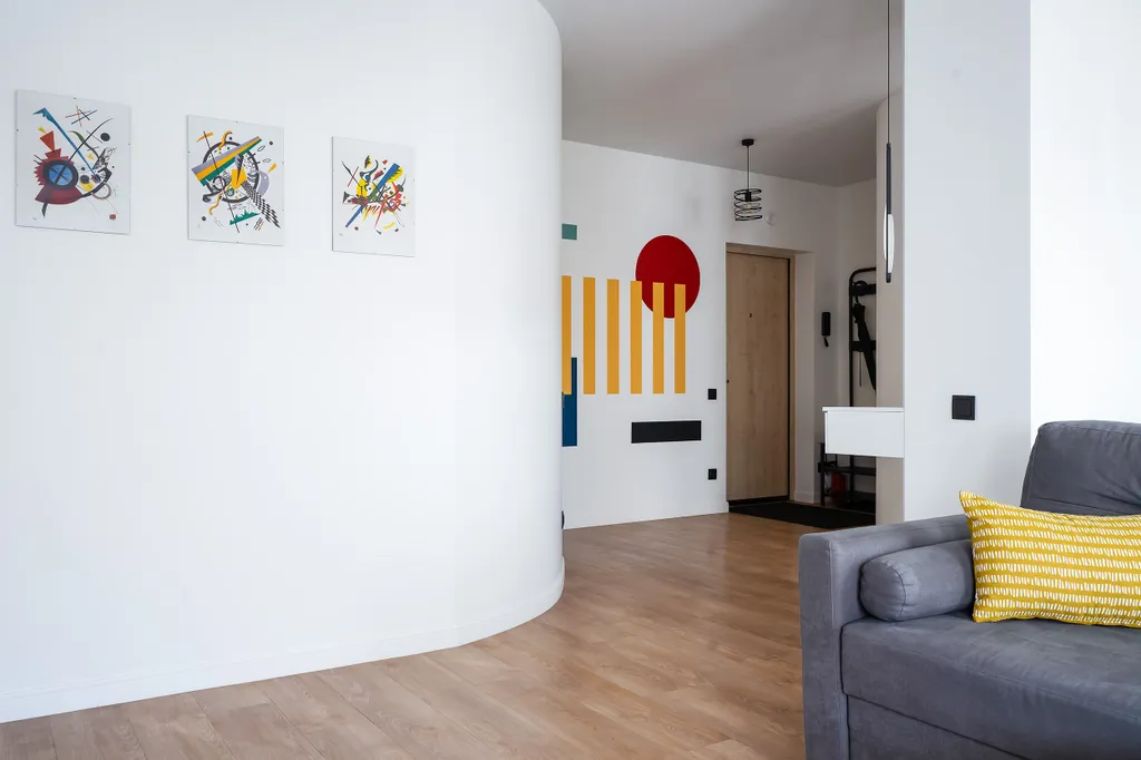 Квартира Квартира Комфортабельная евродвушка Мансарда у Верхнего озера — Калининград