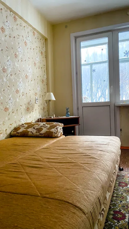 Светлая квартира с отголосками советского прошлого