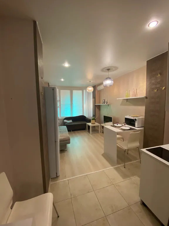 Уютная студия на Светлане