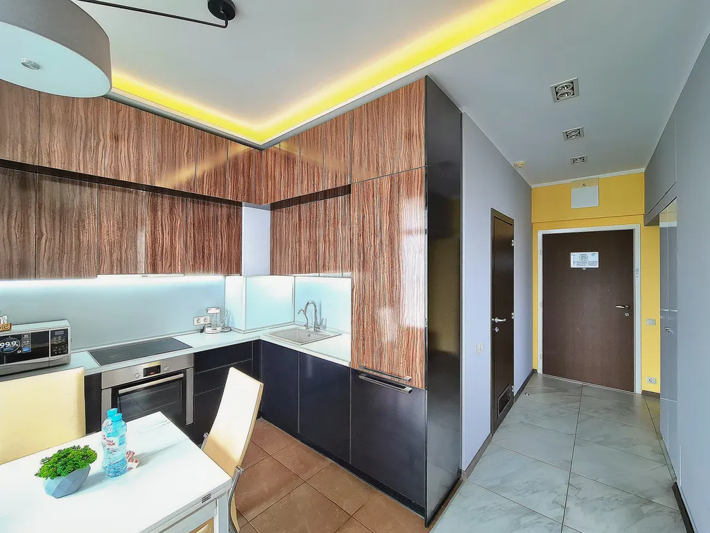 Студия с видом на горы, море и олимпийские объекты