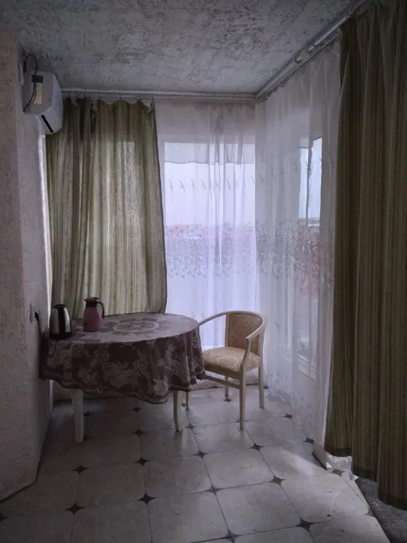 Жилой дом с террасой   видом  на море; гору Кошка  , рядом Кипарисовая