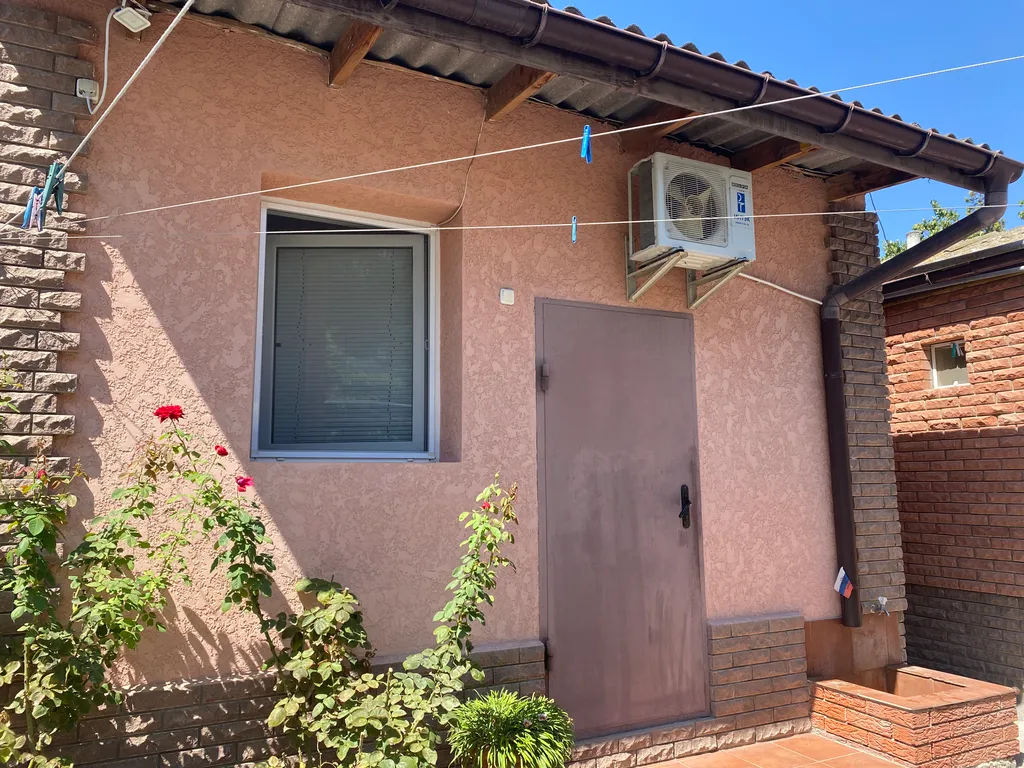 Коттедж Домик-студия в исторической части города — аренда посуточно в Евпатория