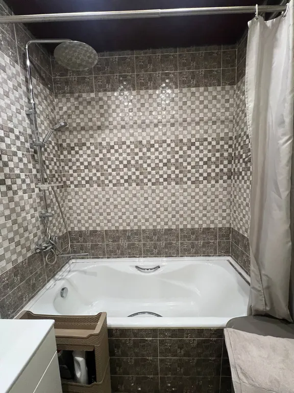 Квартира в новом доме в центре