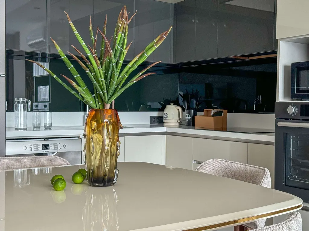 Апартаменты Azura World с видом на море, в комплексе 5 звезд