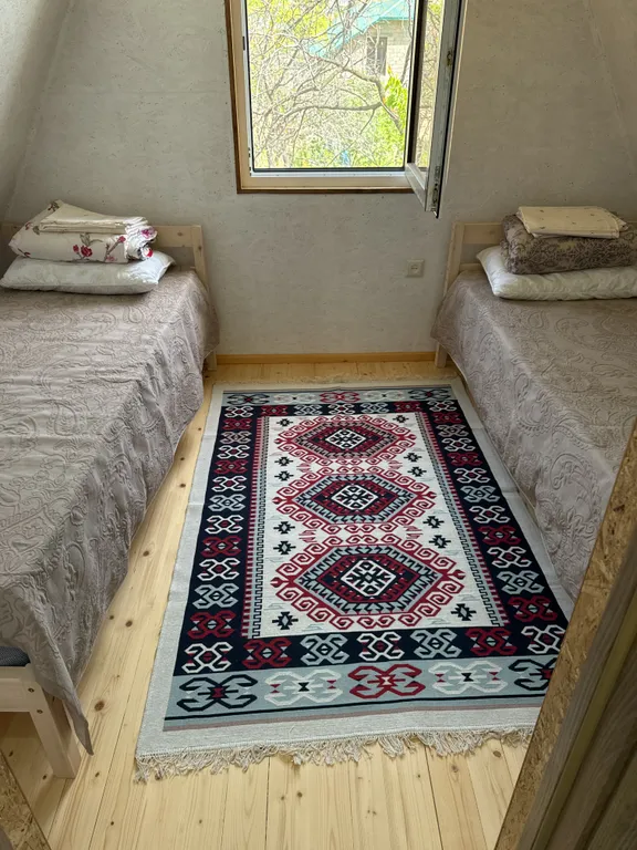 Уютный домик в горах в стиле А-фрейм