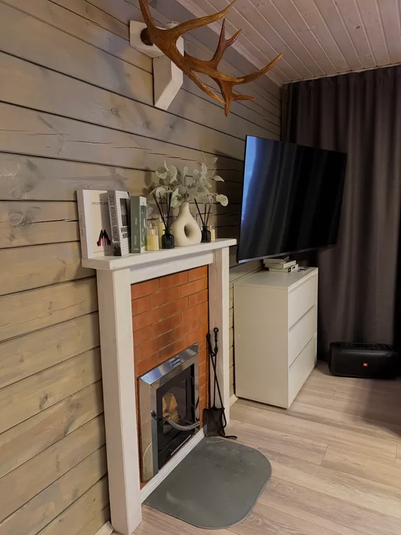 Коттедж Уютный домик в сосновом лесу — Кириши