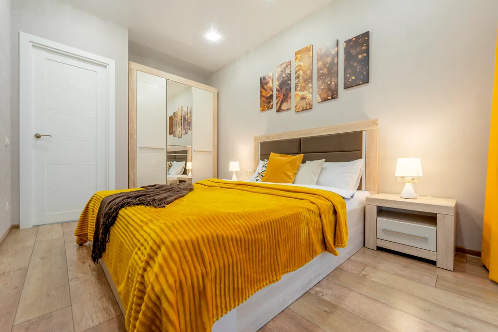 Новая евродвушка в самом центре, современный дом