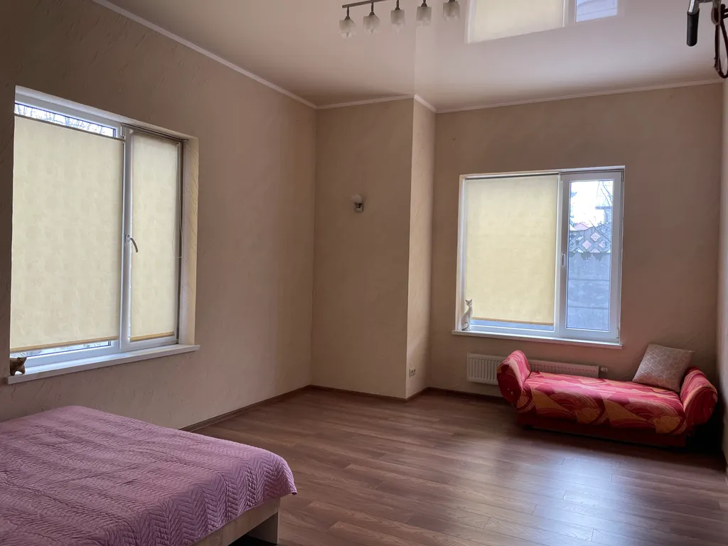 Комфортный дом недалеко от центра города