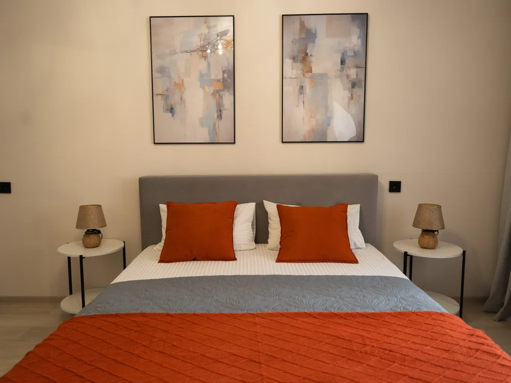 Дизайнерская квартира с видом на горы в центре Домбая