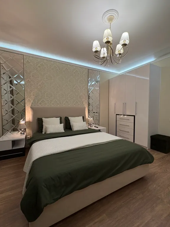 Просторная квартира для большой семьи у Гостинного двора