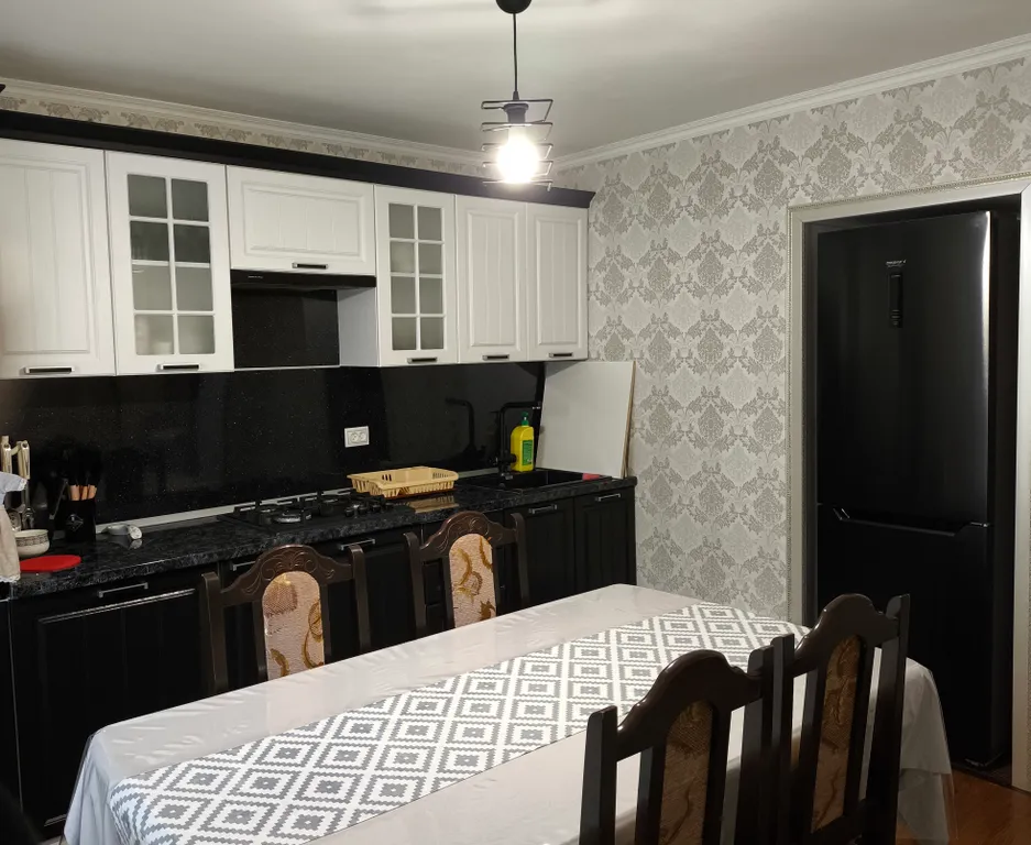 Уютный дом с беседкой и мангальной зоной в тихом и живописном месте