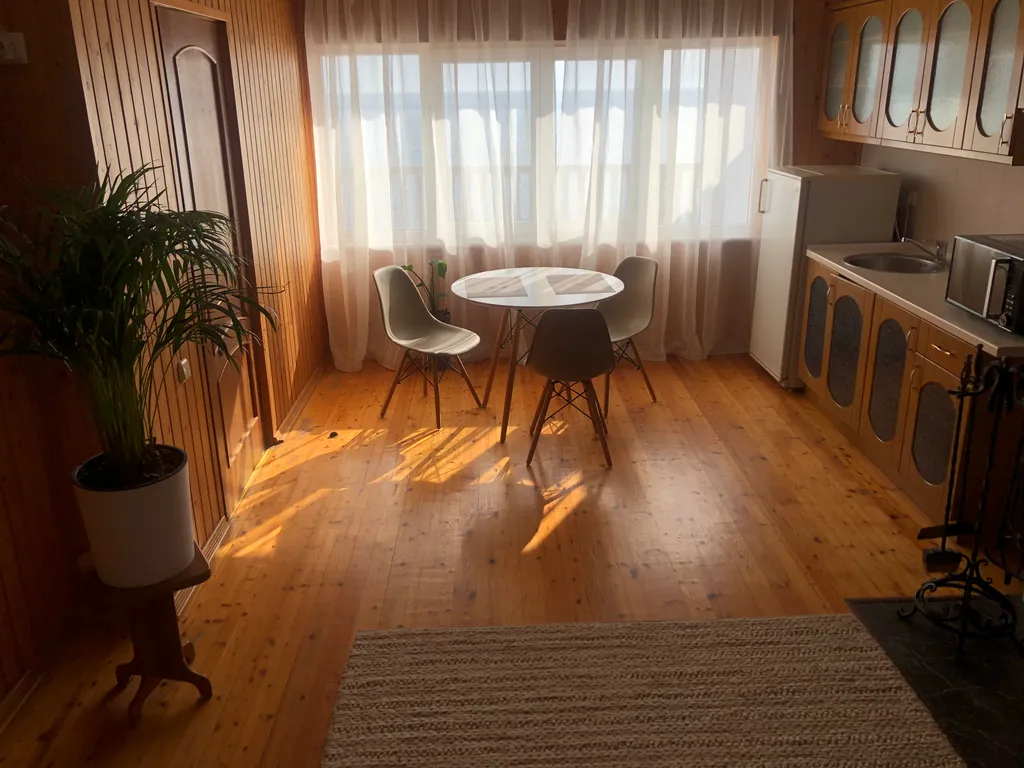 Апартаменты с собственной террасой меньше минуты до моря