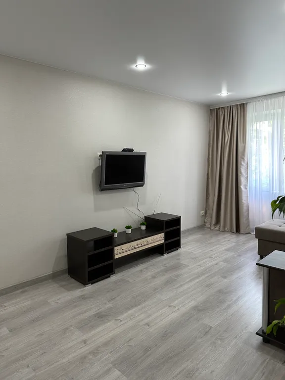 Уютная однокомнатная квартира на 5 мкр рядом с трассой