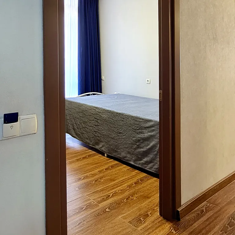 Апартаменты 3х-комнатные с кухней и отоплением. Вид на море и горы