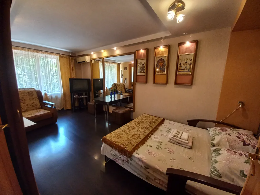 Уютная квартира в самом центре — аренда посуточно в Таганрог