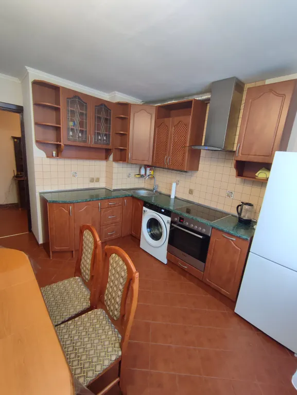 Квартира 3-комнатная Квартира — Калининград