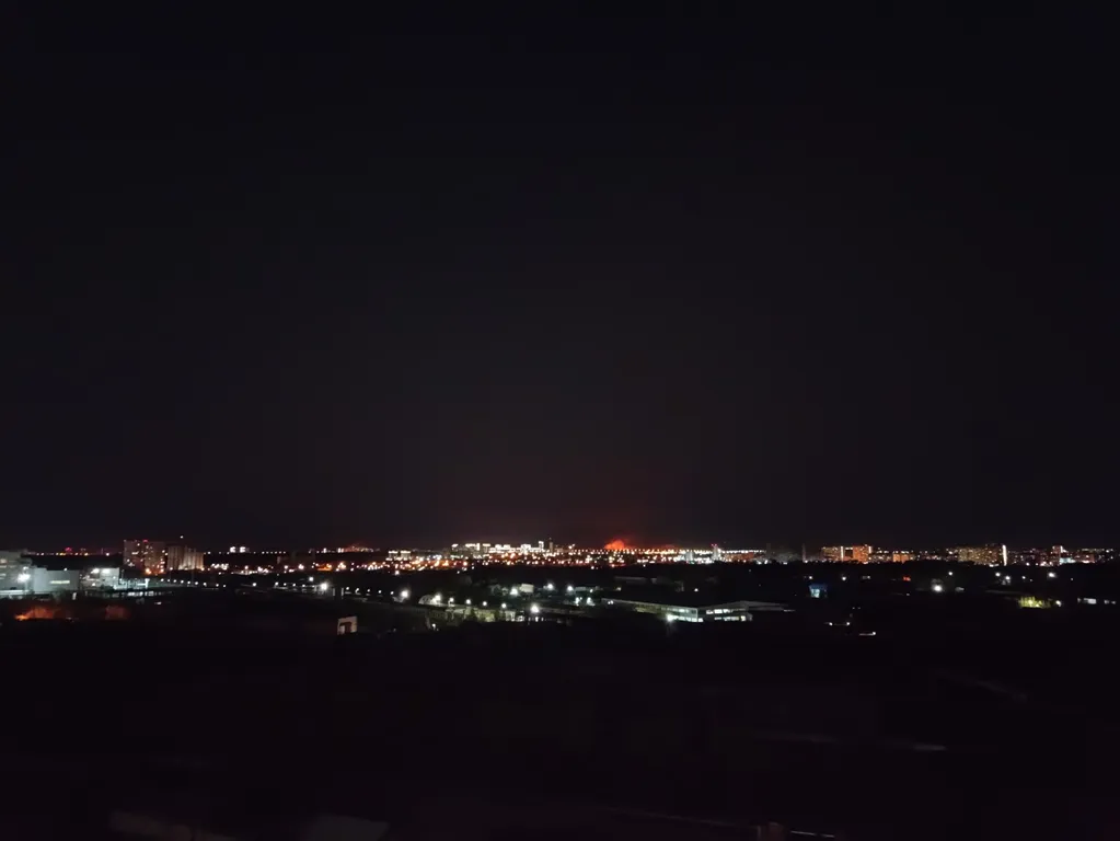 Квартира Квартира Уютная студия в деловом центре города в стиле лофт — Тюмень