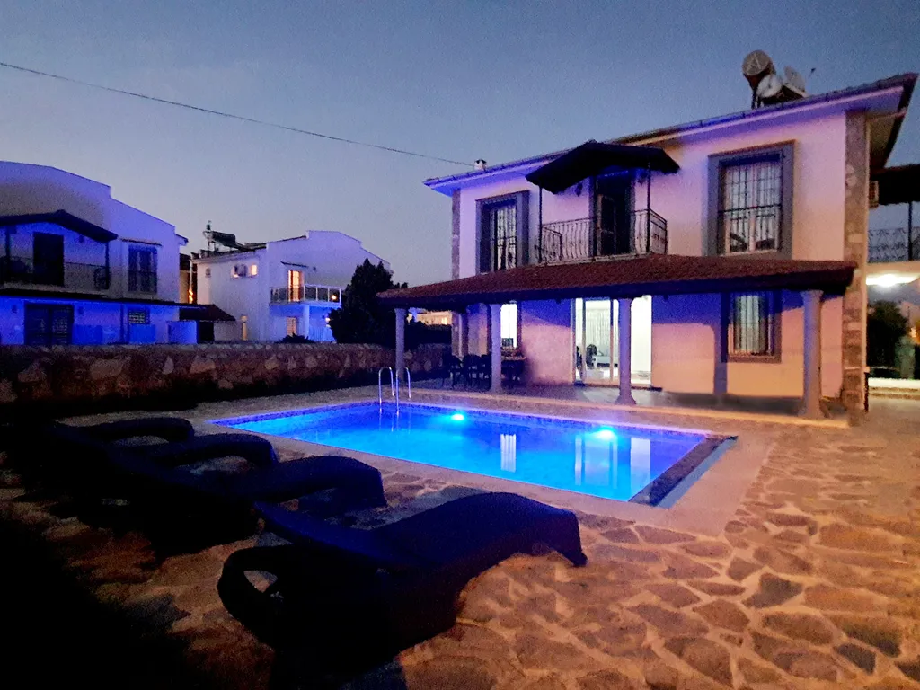 Вилла в 3-х минутах от пляжа Чалыш