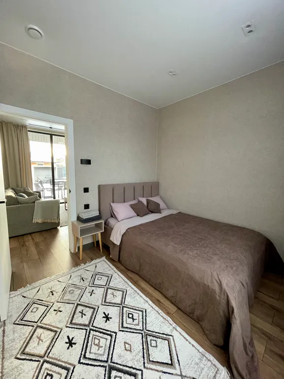 Современный дом рядом с комплексом Сорочаны