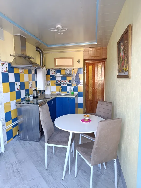 Уютная квартира ждёт гостей — аренда посуточно в Шахты