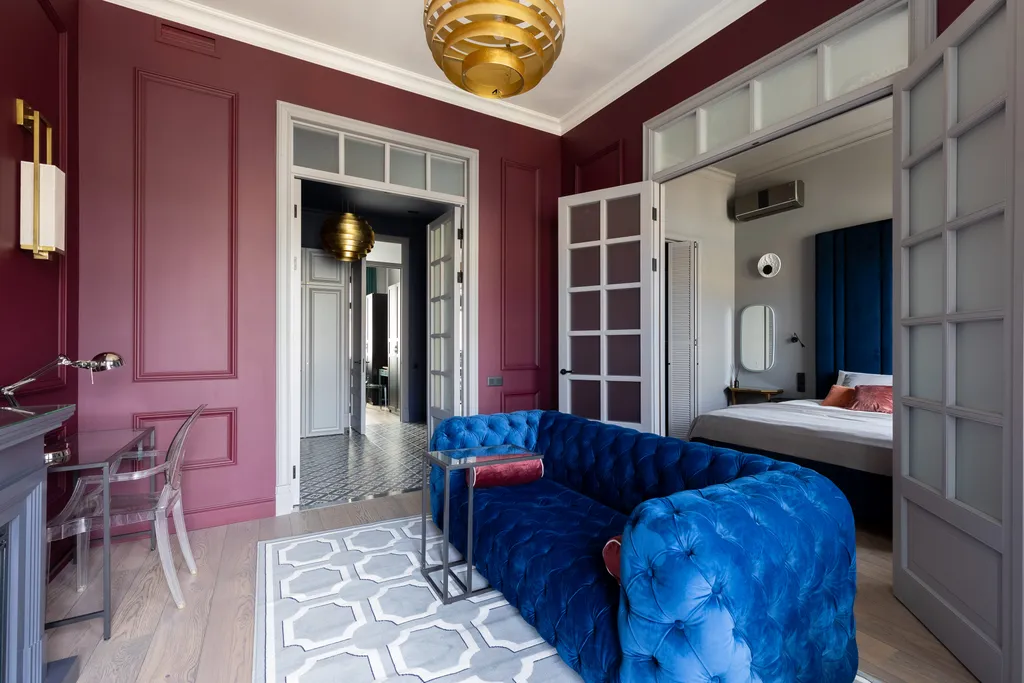 Видовая квартира с балконом на Пяти углах