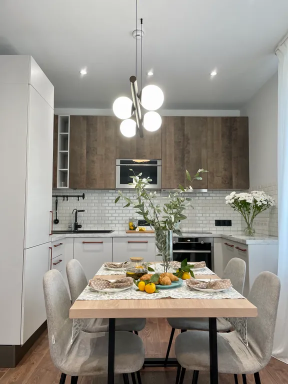 4-х комнатные апартаменты рядом с ТРК Планета