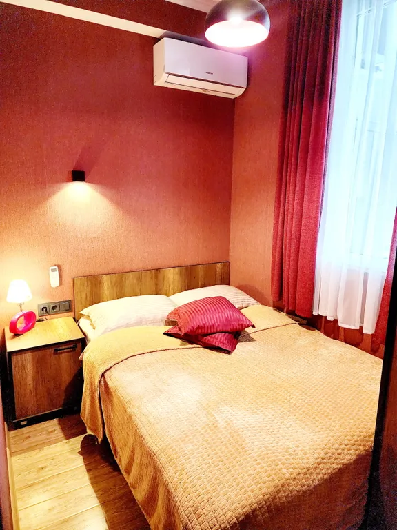 Уютная квартира с большим балконом и видом на город