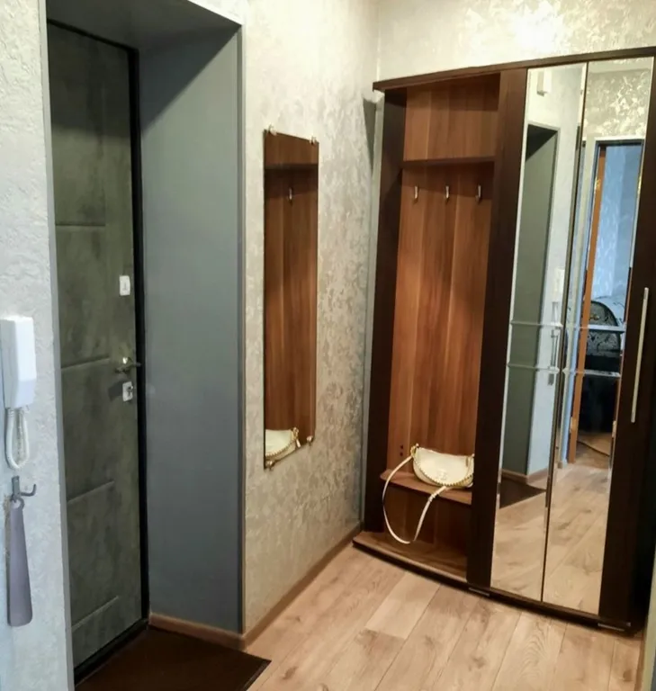 Уютная квартира в тихом районе города с видом на лес