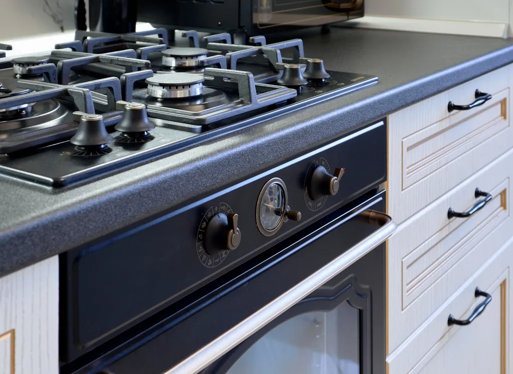 Двухкомнатные апартаменты возле парка со стороны "Долины роз"