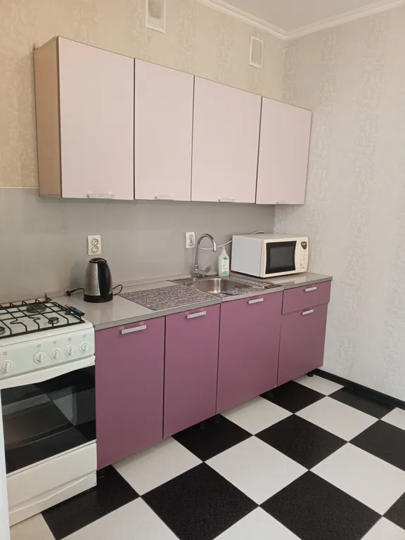 Квартира Просторная квартира 50 кв м рядом с парком — Элиста