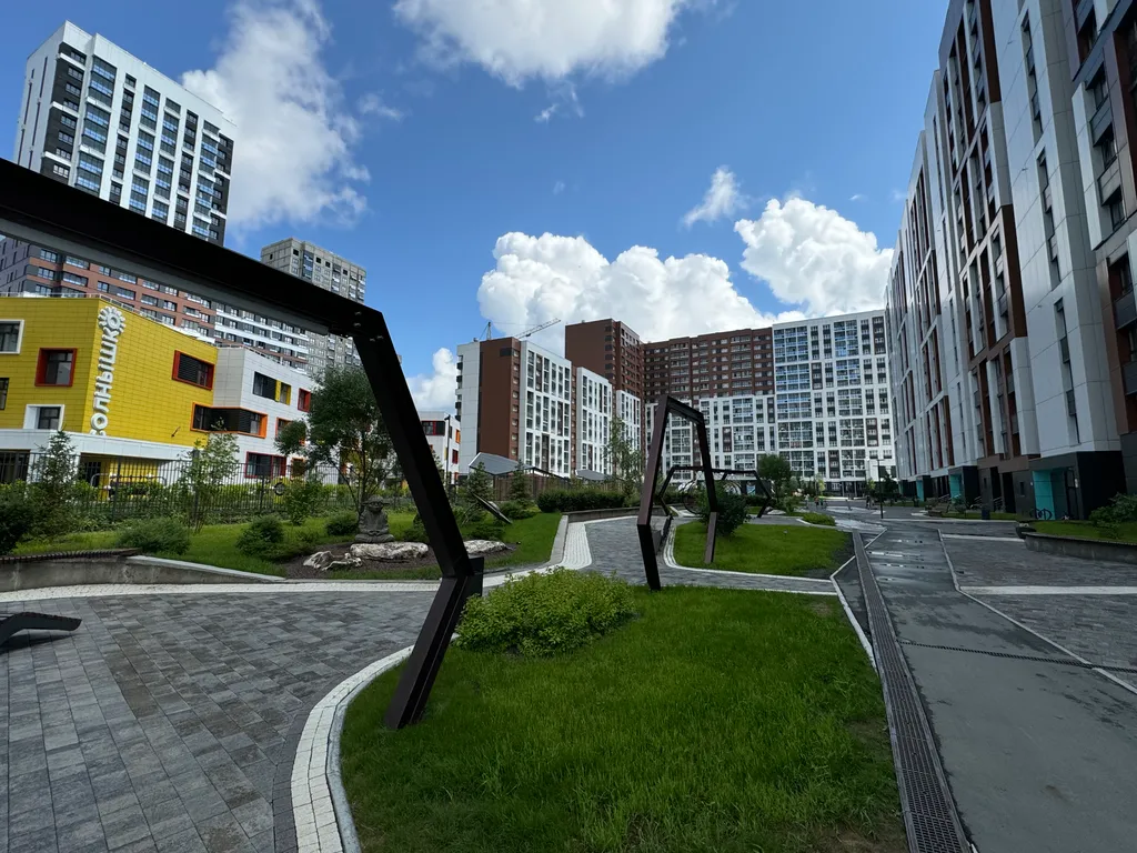 Студия с видом на парк