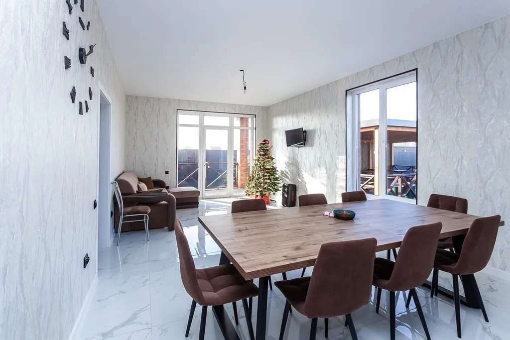 Коттедж Большой дом для мероприятий с бассейном, баней и большой беседкой — аренда посуточно в Октябрьский