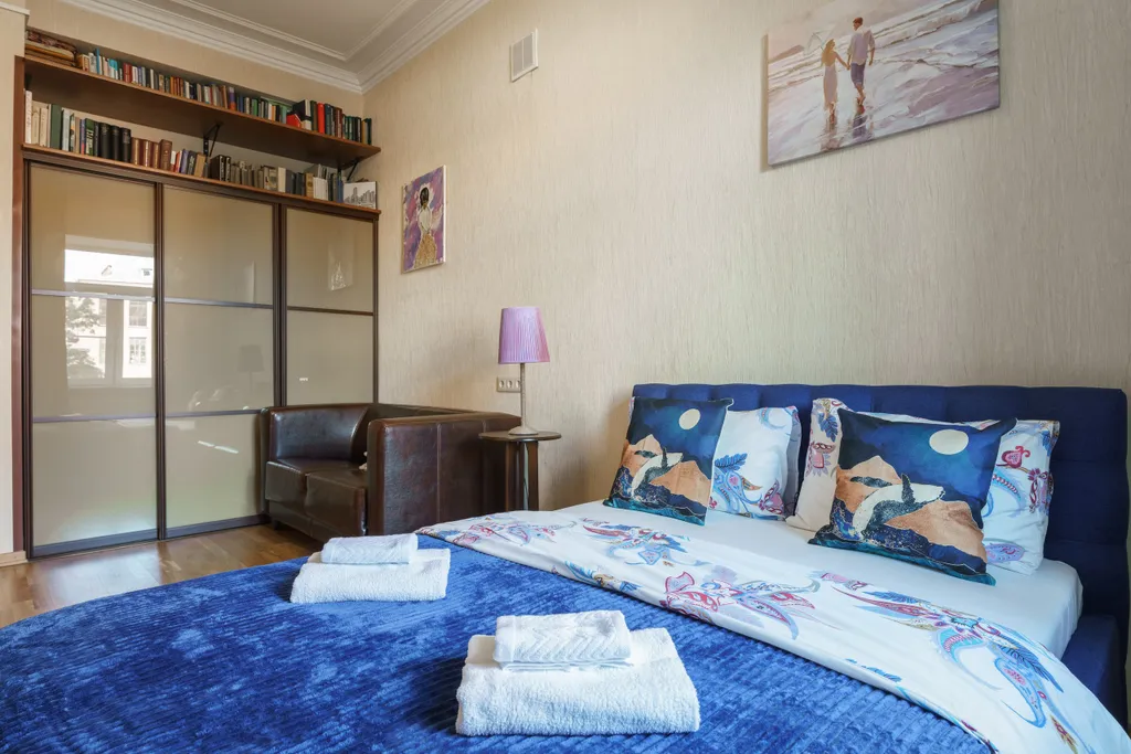 Квартира 4-комнатная квартира с видом на набережную — Москва