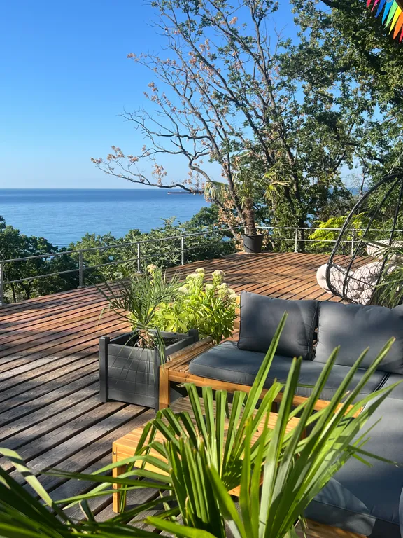 Райское место