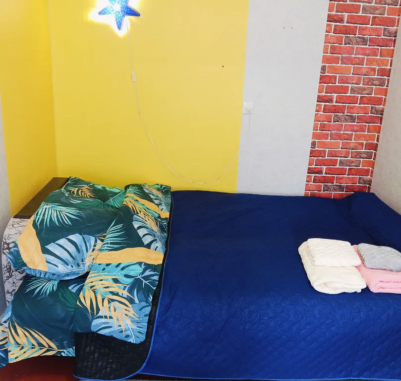 2-ка в центре у реки