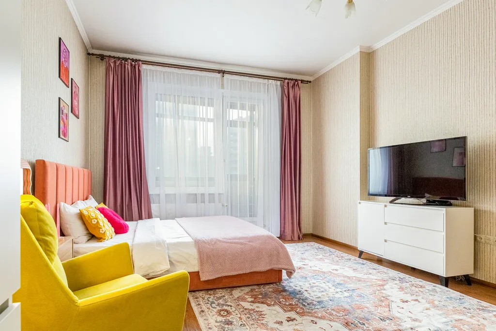 Квартира SleepNsk Яркая квартира в центре города — Новосибирск