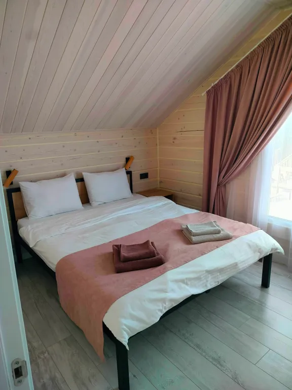 Апартаменты №4 с видом на склоны горы Зеленой