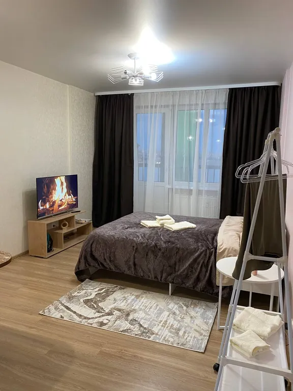 Прекрасная студия в современном стиле с кондиционером и горячей водой