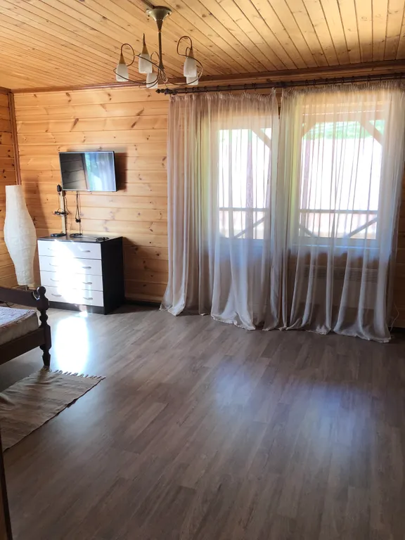 Дом в тишине на природе