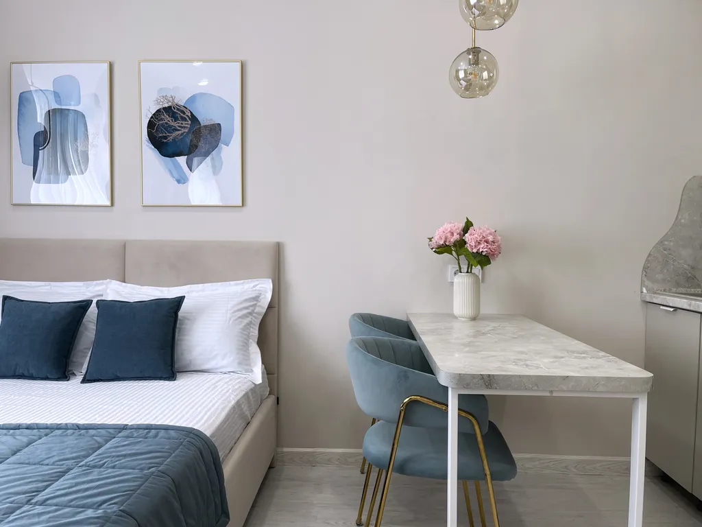 Дизайнерские апартаменты на Степана Повха