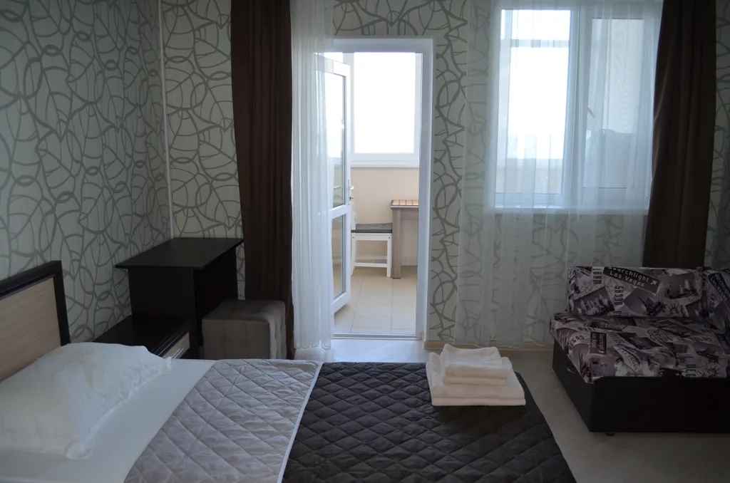 Комната с видом на море со всеми удобствами и отдельным входом