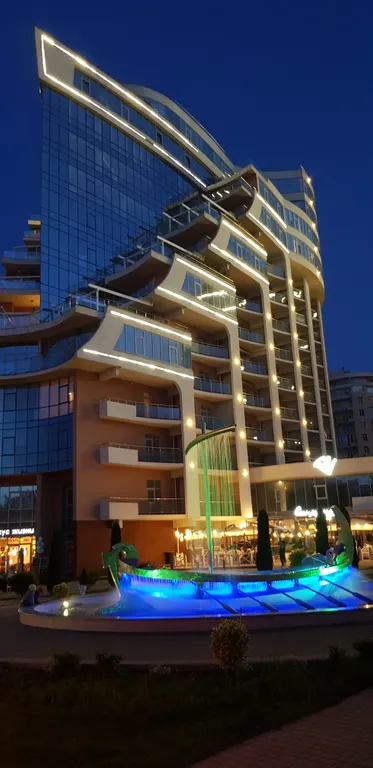 Пентхаус класса люкс с видом на море и горы