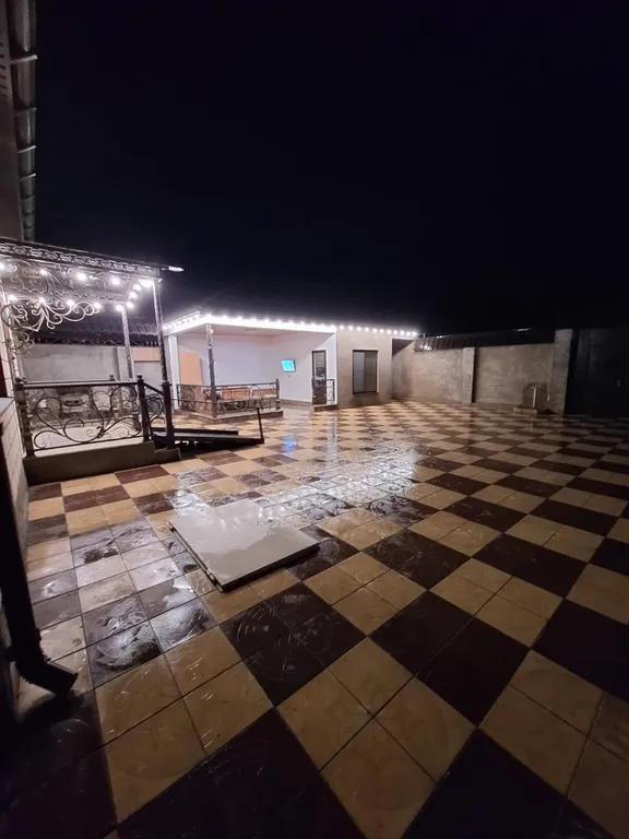 Дом на берегу Каспийского моря